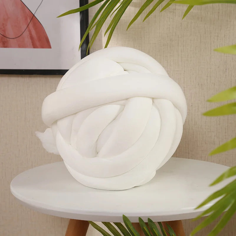 Non-slip Round Plush Dog Cat  Bed Anti-scratch Nest for Deep Sleep With Removable Mat